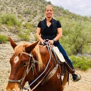 Meet your Posher, Christine